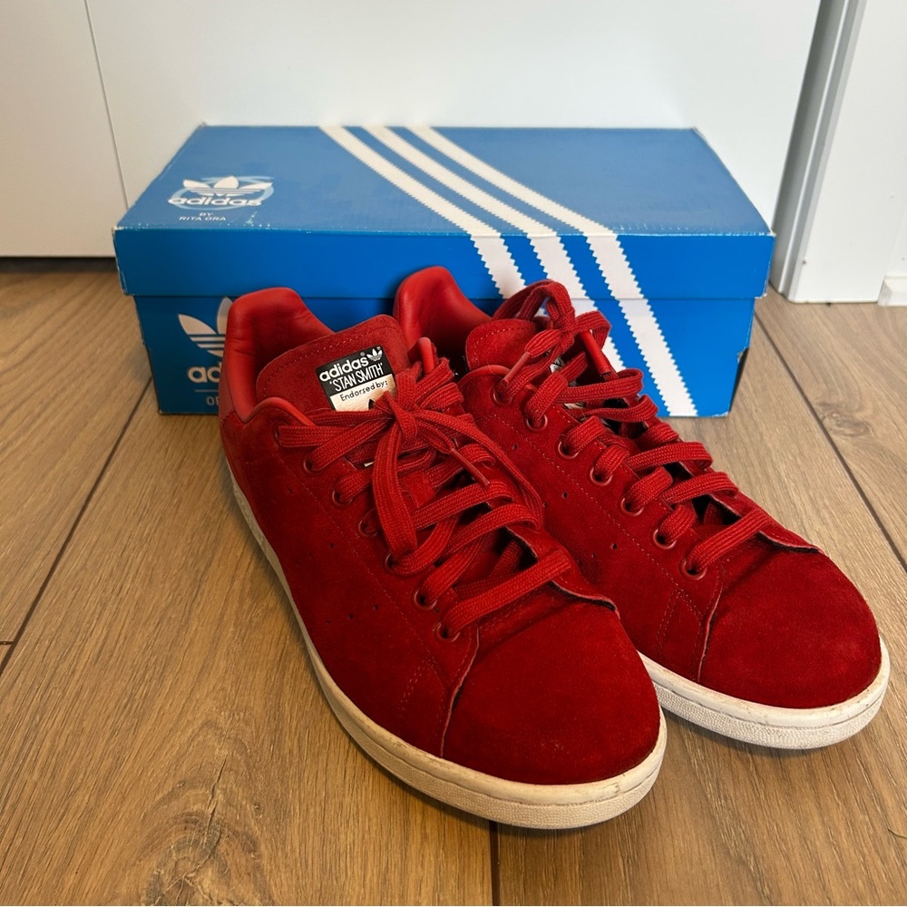 adidas Stan Smith Suede Sneakers in Red